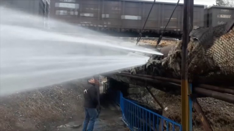 Гильзы от нарезного гражданского оружия найдены рядом с расстрелянной неизвестными теплотрассой в Байкальске